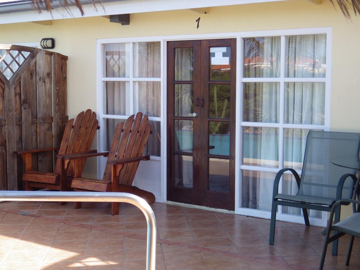 Aruba Cunucu Residence Palm Beach Exterior photo